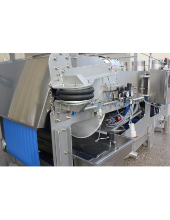 Pressoir à bande 3000kg/h 2