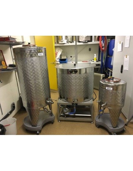 Socle polyéthylène diametre cuve 440 mm